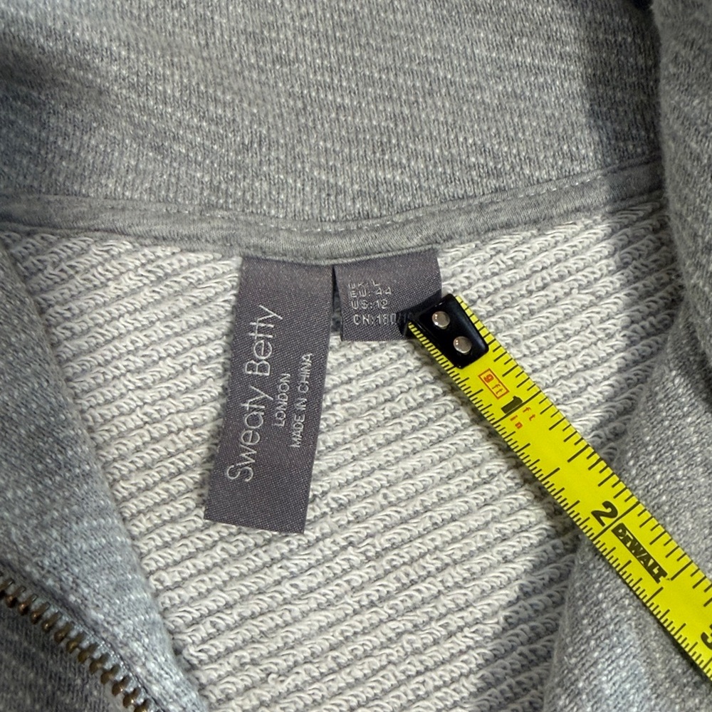 Sweaty Betty Gray Quarter-Zip Mock Neck Pullover – Premium Activewear - Picture 2 of 6